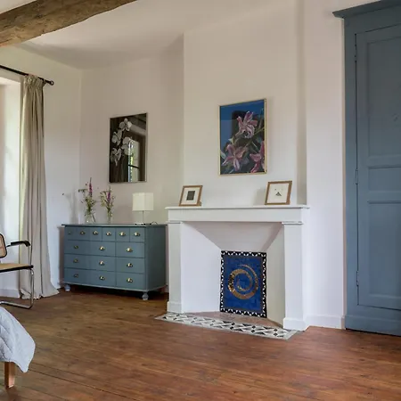 Charming La Maison Des Artistes Pres Bergerac Villa Conne-de-Labarde