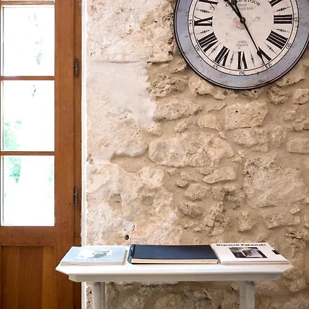 Charming La Maison Des Artistes Pres Bergerac Conne-de-Labarde