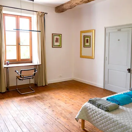 Charming La Maison Des Artistes Pres Bergerac *